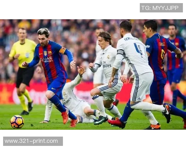 巴萨主场惨败皇马，梅西失点+两黄被罚下，齐达内展示护犊子本领