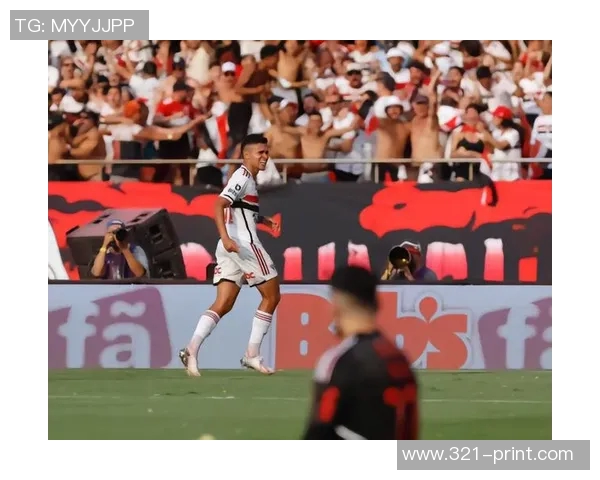 巴西联赛决赛悬念未解，弗拉门戈力争夺冠迎战圣保罗队