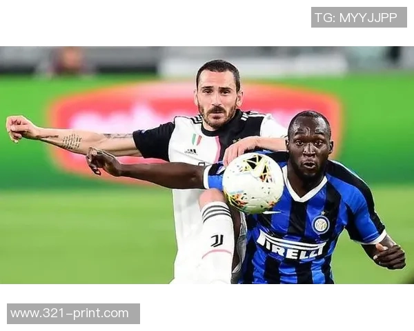 博努奇入选欧洲杯最佳阵容,展现出色发挥 博努奇入选欧洲杯最佳阵容,展现出色发挥