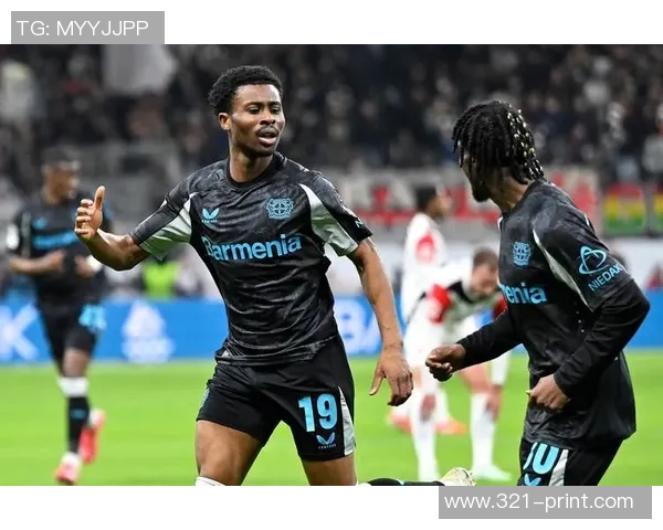 法兰克福客场力克弗赖堡,稳固德甲积分榜前列地位 法兰克福客场力克弗赖堡,稳固德甲积分榜前列地位