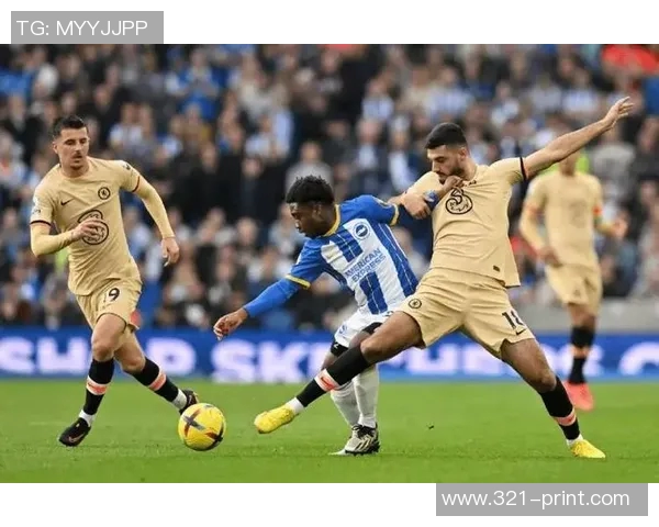 切尔西备战英超复赛众将积极备战迎接挑战